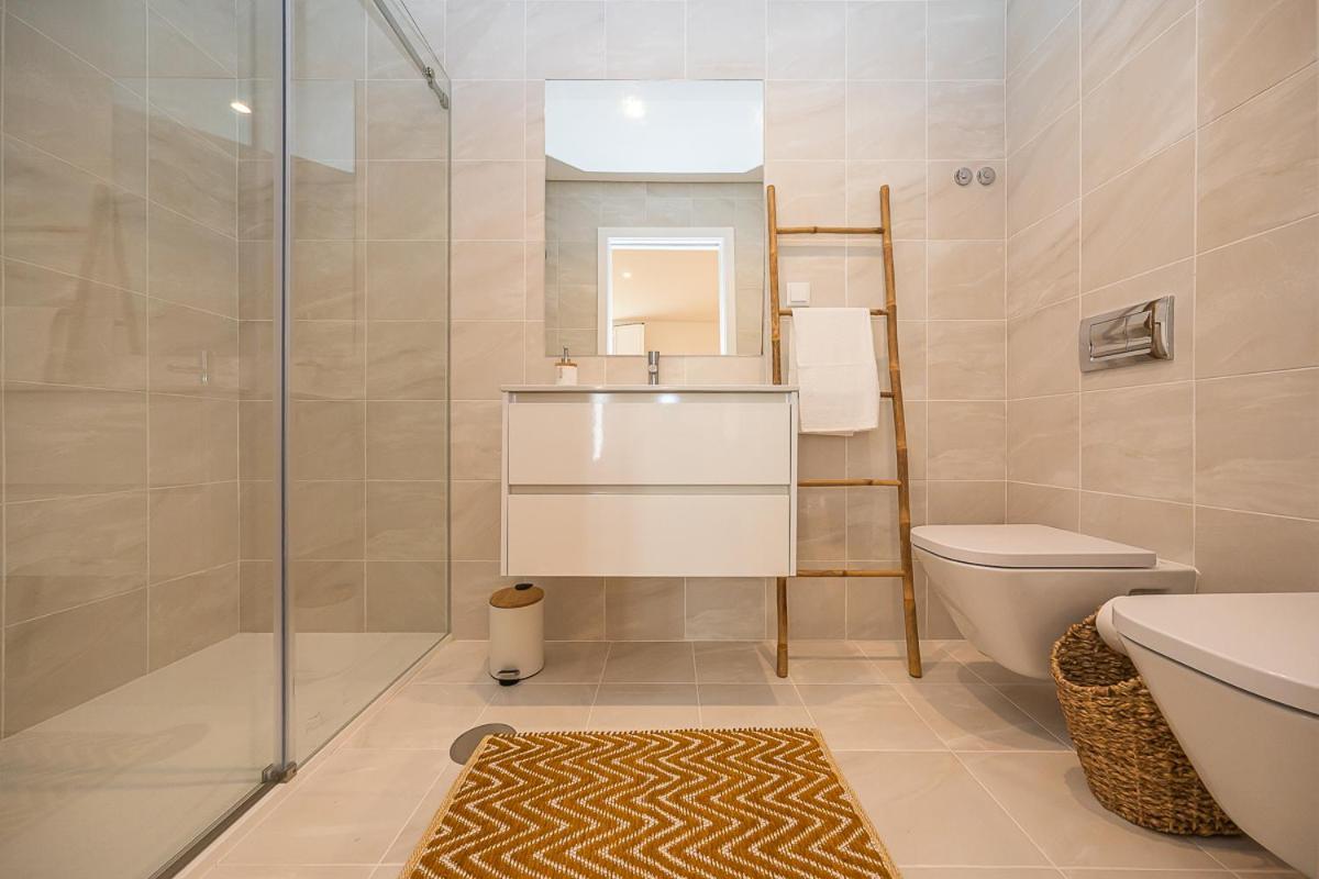Apartamento situado na zona costeira da cidade Setúbal Exterior foto