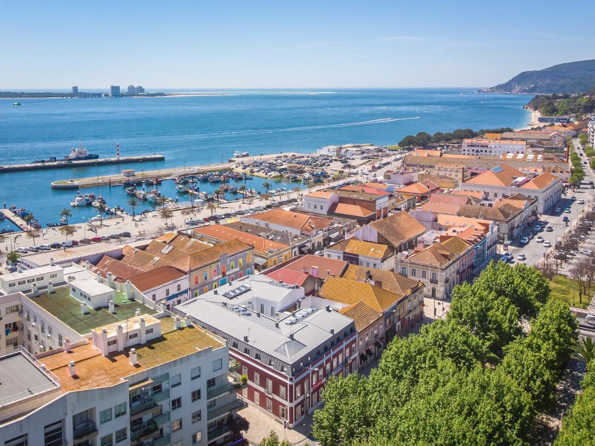 Apartamento situado na zona costeira da cidade Setúbal Exterior foto